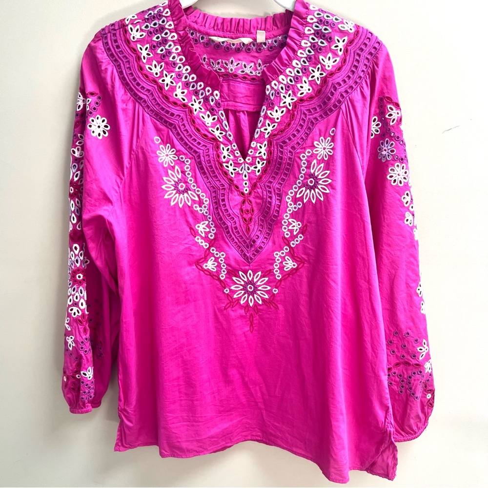 Soft Surroundings embroidered Fuchsia top size Sm